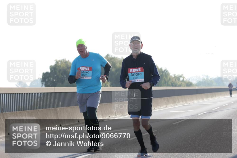 03.10.2025 - Köhlbrandbrückenlauf Jannik Wohlers http://msf.ph/oto/9066770 03.10.2025 09:28:00 Position 3 2647, 2664 meine-sportfotos.de