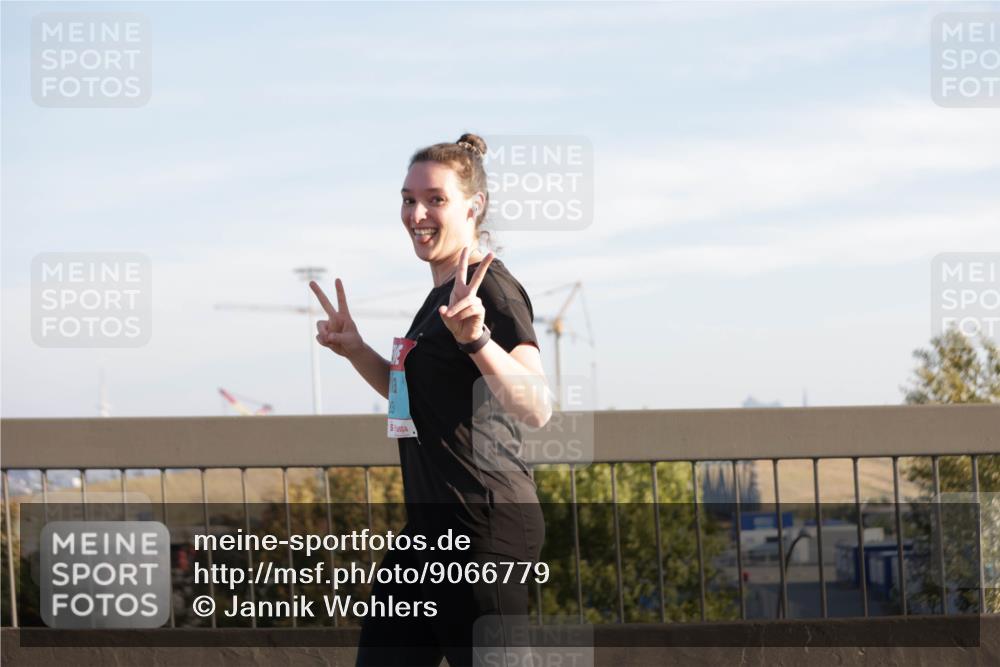 03.10.2025 - Köhlbrandbrückenlauf Jannik Wohlers http://msf.ph/oto/9066779 03.10.2025 09:28:04 Position 3  meine-sportfotos.de