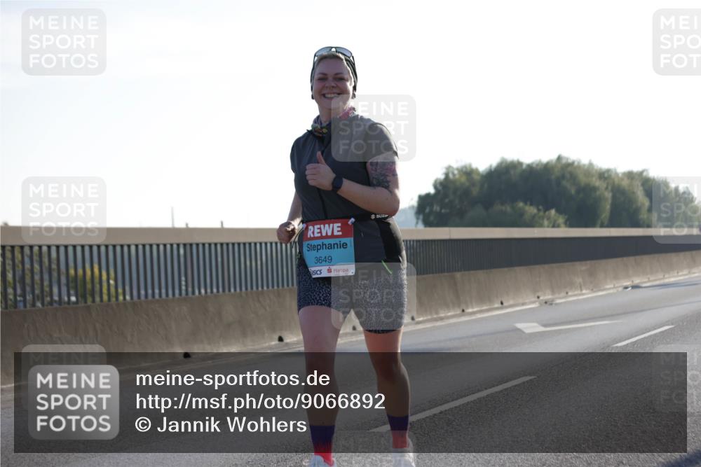 03.10.2025 - Köhlbrandbrückenlauf Jannik Wohlers http://msf.ph/oto/9066892 03.10.2025 09:28:20 Position 3 3649 meine-sportfotos.de