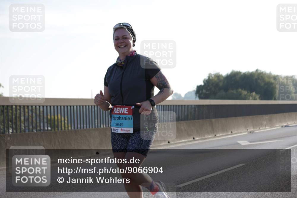 03.10.2025 - Köhlbrandbrückenlauf Jannik Wohlers http://msf.ph/oto/9066904 03.10.2025 09:28:20 Position 3 3649 meine-sportfotos.de