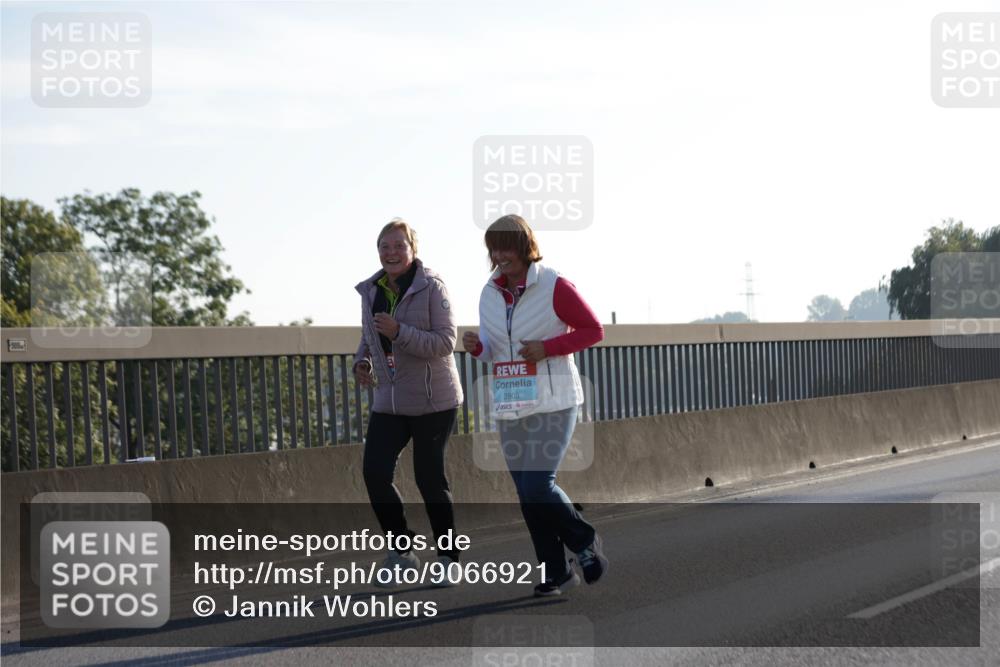 03.10.2025 - Köhlbrandbrückenlauf Jannik Wohlers http://msf.ph/oto/9066921 03.10.2025 09:28:32 Position 3 2908 meine-sportfotos.de