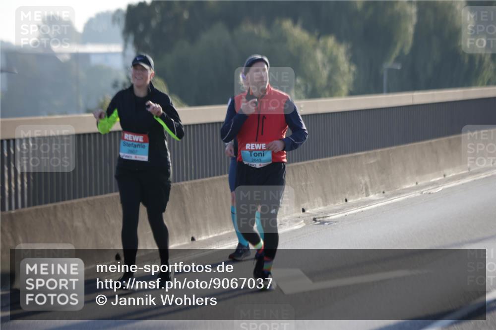 03.10.2025 - Köhlbrandbrückenlauf Jannik Wohlers http://msf.ph/oto/9067037 03.10.2025 09:28:58 Position 3 2607, 2643 meine-sportfotos.de