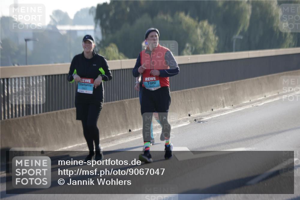 03.10.2025 - Köhlbrandbrückenlauf Jannik Wohlers http://msf.ph/oto/9067047 03.10.2025 09:28:58 Position 3 2607, 2643 meine-sportfotos.de