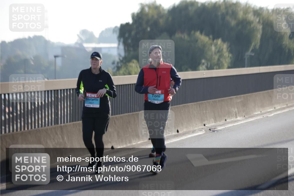 03.10.2025 - Köhlbrandbrückenlauf Jannik Wohlers http://msf.ph/oto/9067063 03.10.2025 09:28:59 Position 3 2607, 2643 meine-sportfotos.de