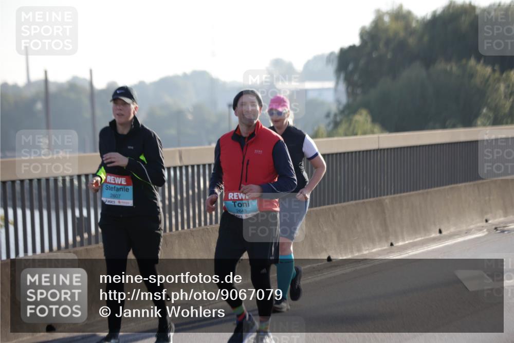 03.10.2025 - Köhlbrandbrückenlauf Jannik Wohlers http://msf.ph/oto/9067079 03.10.2025 09:29:01 Position 3 2607, 2643 meine-sportfotos.de