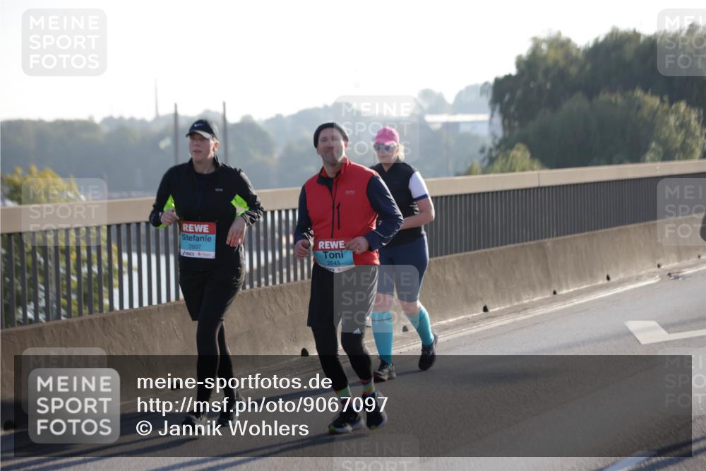03.10.2025 - Köhlbrandbrückenlauf Jannik Wohlers http://msf.ph/oto/9067097 03.10.2025 09:29:01 Position 3 2607, 2643 meine-sportfotos.de