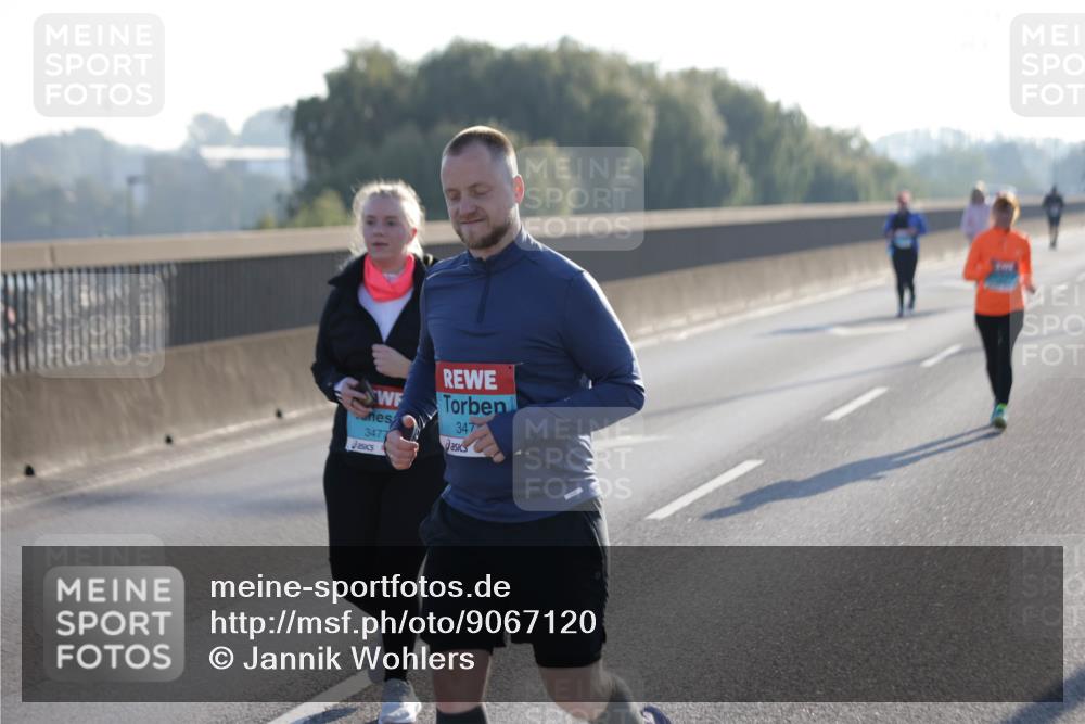 03.10.2025 - Köhlbrandbrückenlauf Jannik Wohlers http://msf.ph/oto/9067120 03.10.2025 09:29:03 Position 3 347, 3477 meine-sportfotos.de