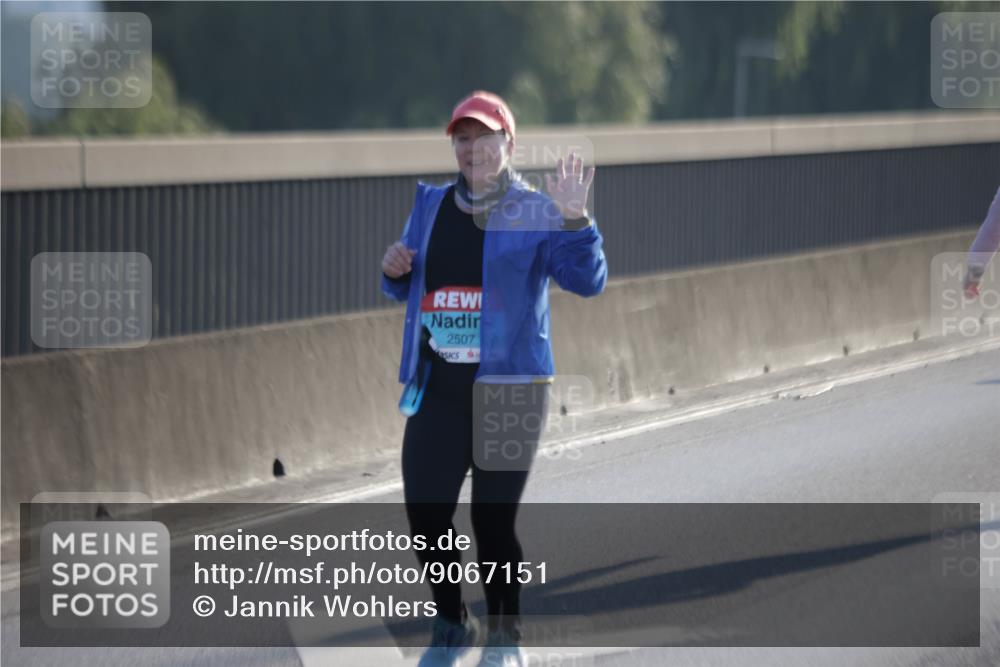 03.10.2025 - Köhlbrandbrückenlauf Jannik Wohlers http://msf.ph/oto/9067151 03.10.2025 09:29:11 Position 3 2507 meine-sportfotos.de