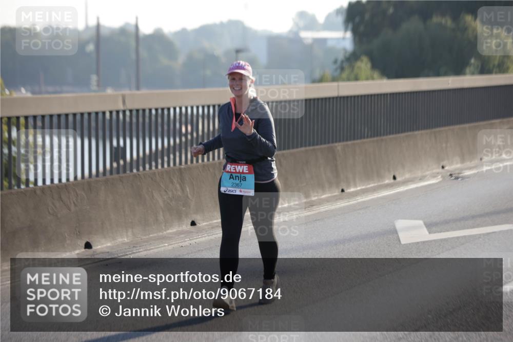 03.10.2025 - Köhlbrandbrückenlauf Jannik Wohlers http://msf.ph/oto/9067184 03.10.2025 09:29:24 Position 3 2367 meine-sportfotos.de