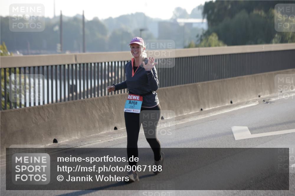 03.10.2025 - Köhlbrandbrückenlauf Jannik Wohlers http://msf.ph/oto/9067188 03.10.2025 09:29:24 Position 3 2367 meine-sportfotos.de