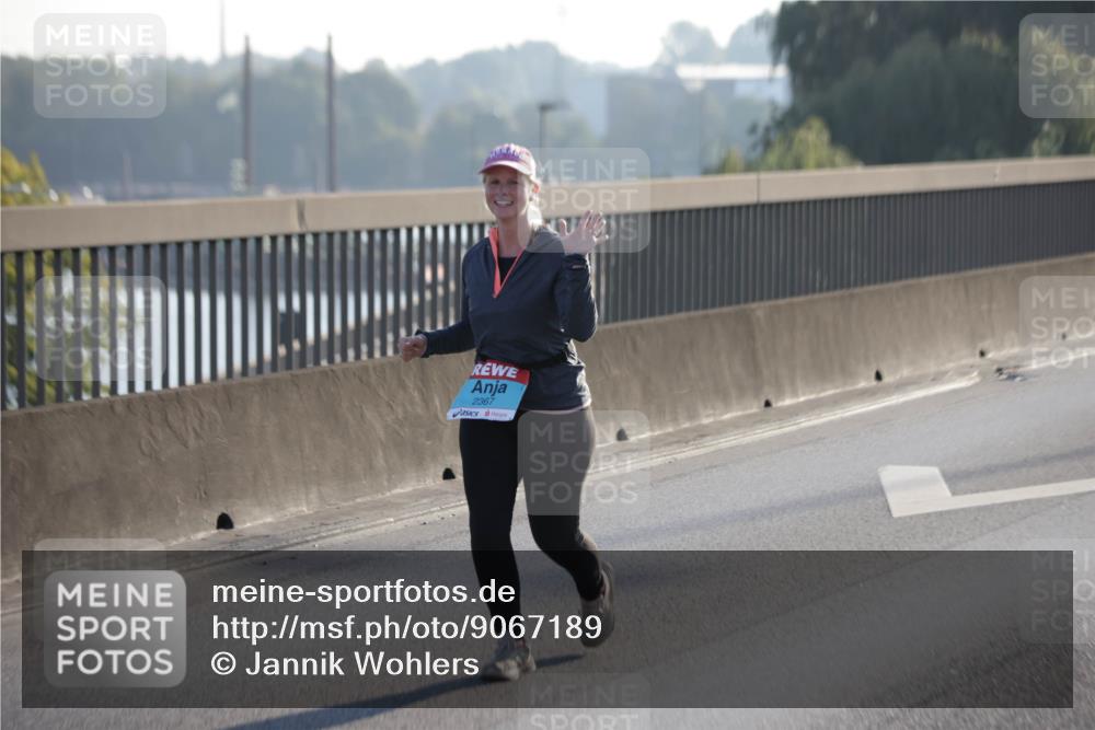 03.10.2025 - Köhlbrandbrückenlauf Jannik Wohlers http://msf.ph/oto/9067189 03.10.2025 09:29:24 Position 3 2367 meine-sportfotos.de