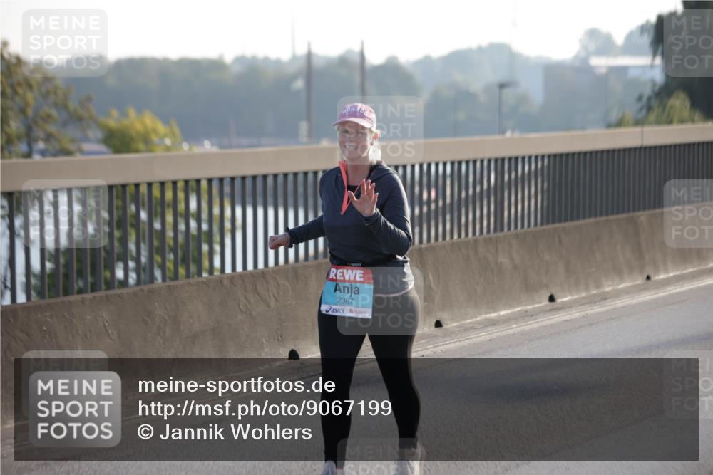 03.10.2025 - Köhlbrandbrückenlauf Jannik Wohlers http://msf.ph/oto/9067199 03.10.2025 09:29:25 Position 3 2367 meine-sportfotos.de