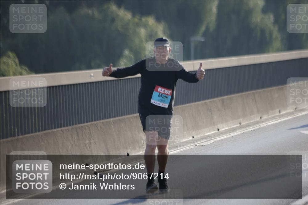 03.10.2025 - Köhlbrandbrückenlauf Jannik Wohlers http://msf.ph/oto/9067214 03.10.2025 09:29:32 Position 3 2360 meine-sportfotos.de