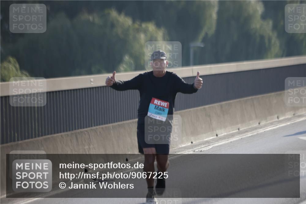 03.10.2025 - Köhlbrandbrückenlauf Jannik Wohlers http://msf.ph/oto/9067225 03.10.2025 09:29:32 Position 3 2360 meine-sportfotos.de