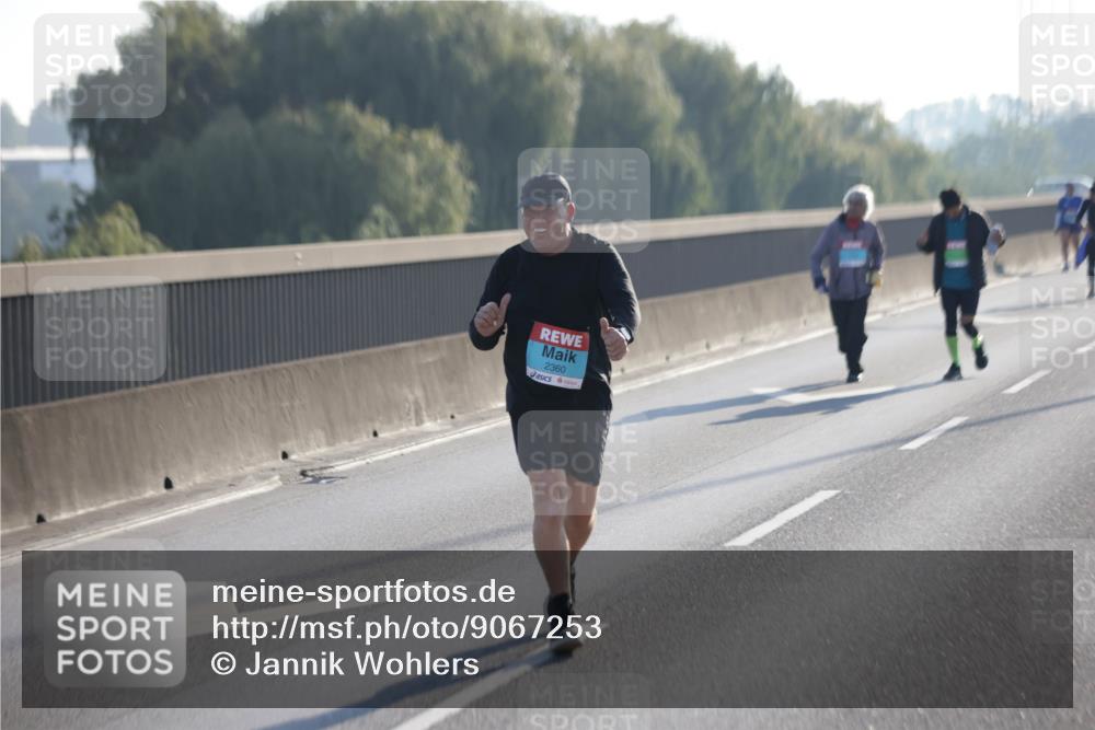 03.10.2025 - Köhlbrandbrückenlauf Jannik Wohlers http://msf.ph/oto/9067253 03.10.2025 09:29:35 Position 3 2360 meine-sportfotos.de