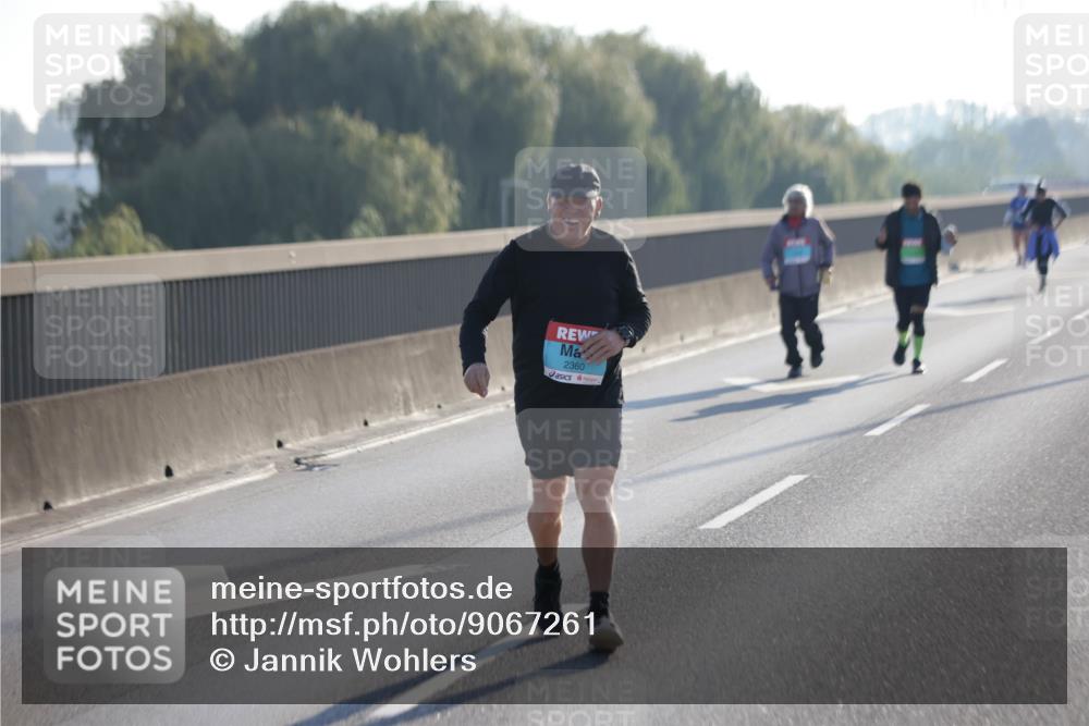 03.10.2025 - Köhlbrandbrückenlauf Jannik Wohlers http://msf.ph/oto/9067261 03.10.2025 09:29:35 Position 3 2360 meine-sportfotos.de