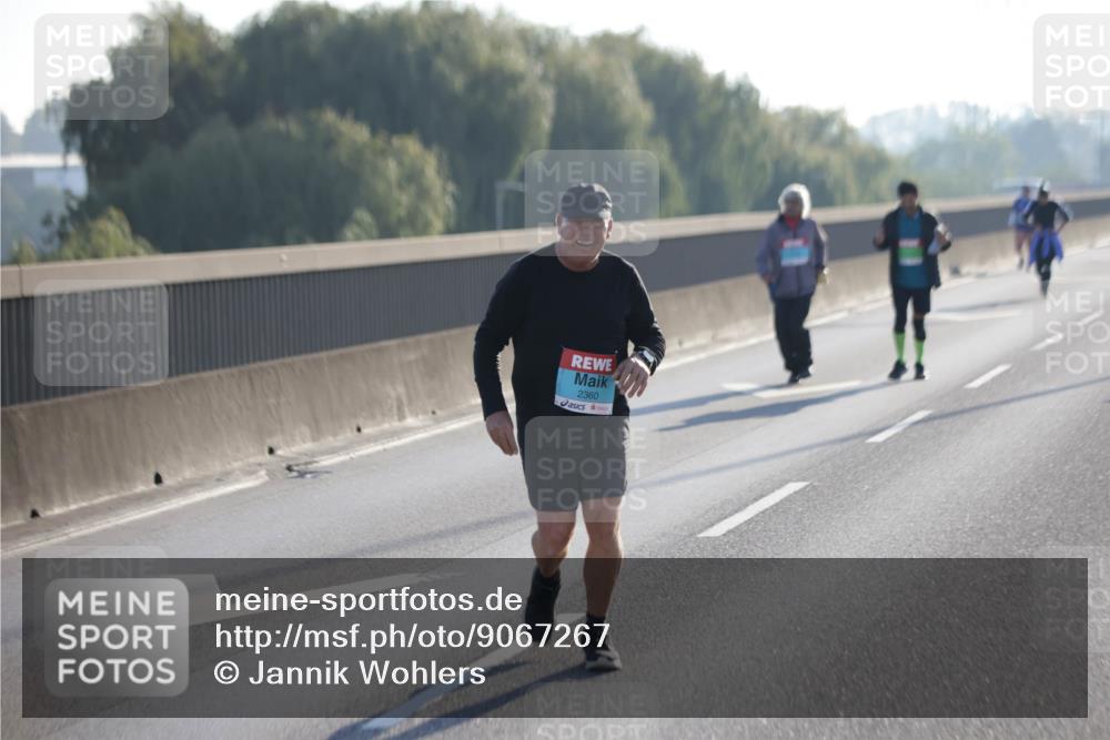 03.10.2025 - Köhlbrandbrückenlauf Jannik Wohlers http://msf.ph/oto/9067267 03.10.2025 09:29:35 Position 3 2360 meine-sportfotos.de