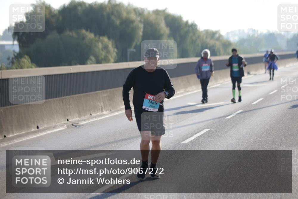 03.10.2025 - Köhlbrandbrückenlauf Jannik Wohlers http://msf.ph/oto/9067272 03.10.2025 09:29:35 Position 3 2360 meine-sportfotos.de