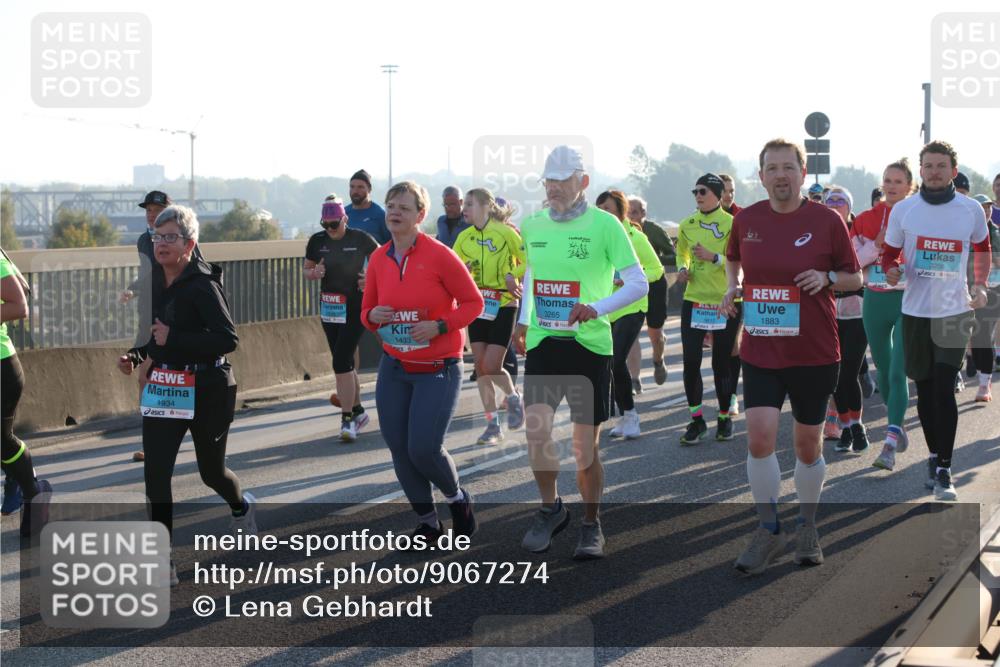 03.10.2025 - Köhlbrandbrückenlauf Lena Gebhardt http://msf.ph/oto/9067274 03.10.2025 09:23:42 Position 1 1934, 3265, 3612, 1883, 1433, 3208 meine-sportfotos.de