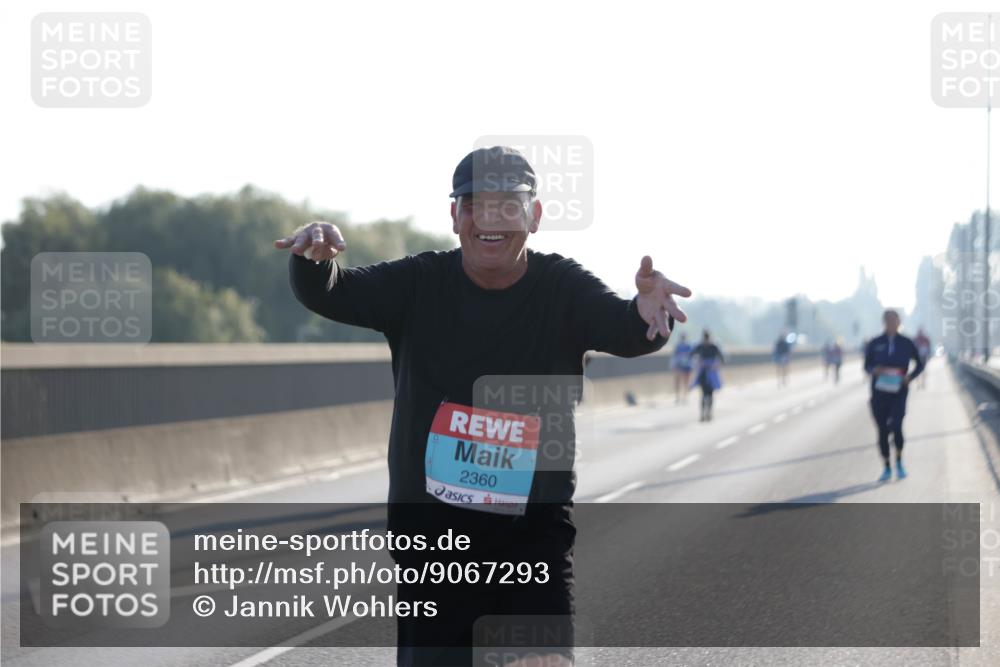 03.10.2025 - Köhlbrandbrückenlauf Jannik Wohlers http://msf.ph/oto/9067293 03.10.2025 09:29:38 Position 3 2360 meine-sportfotos.de