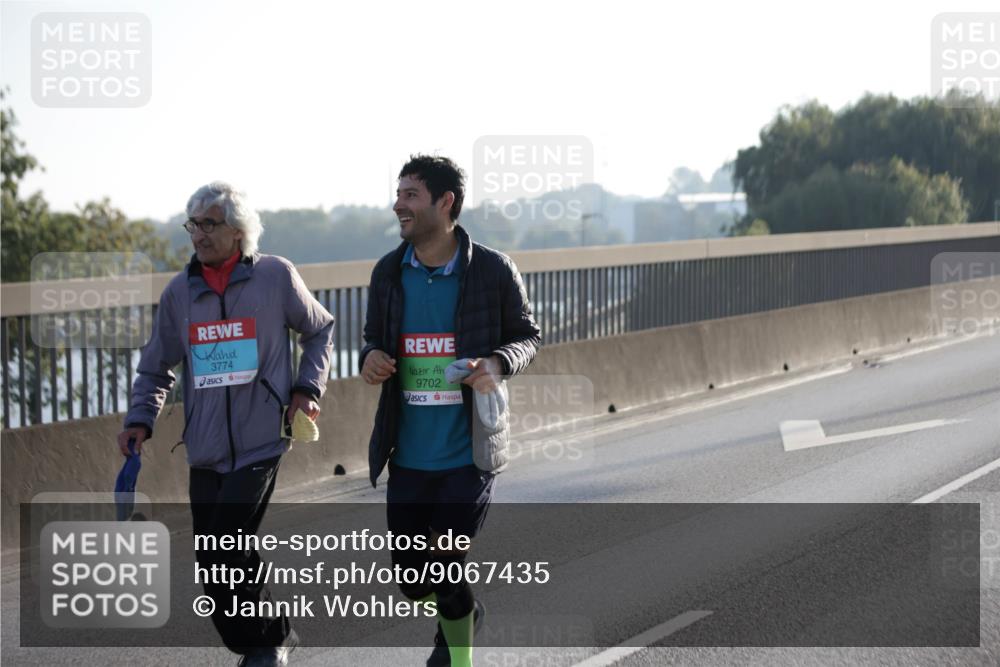 03.10.2025 - Köhlbrandbrückenlauf Jannik Wohlers http://msf.ph/oto/9067435 03.10.2025 09:29:47 Position 3 3774, 9702 meine-sportfotos.de