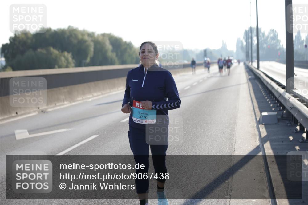 03.10.2025 - Köhlbrandbrückenlauf Jannik Wohlers http://msf.ph/oto/9067438 03.10.2025 09:29:48 Position 3 3776 meine-sportfotos.de