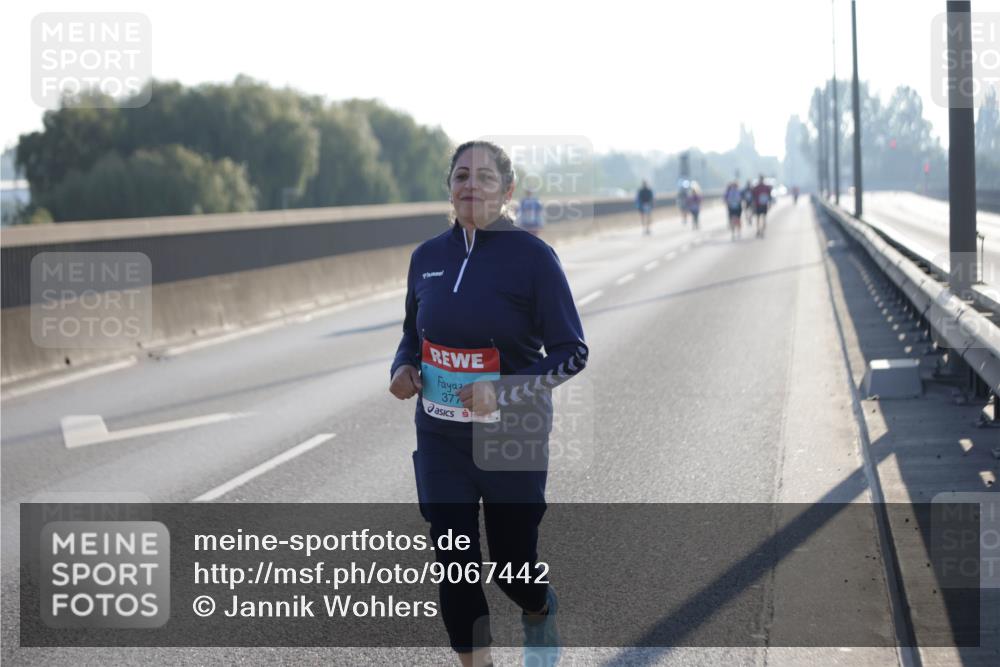 03.10.2025 - Köhlbrandbrückenlauf Jannik Wohlers http://msf.ph/oto/9067442 03.10.2025 09:29:48 Position 3 377 meine-sportfotos.de