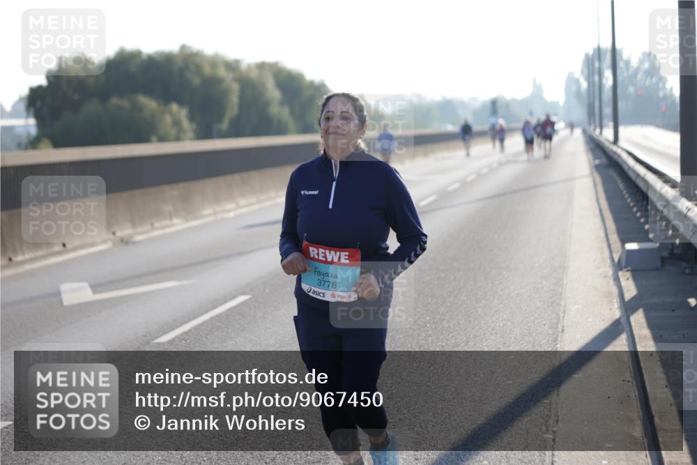 03.10.2025 - Köhlbrandbrückenlauf Jannik Wohlers http://msf.ph/oto/9067450 03.10.2025 09:29:48 Position 3 3776 meine-sportfotos.de