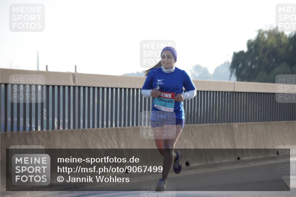 03.10.2025 - Köhlbrandbrückenlauf Jannik Wohlers http://msf.ph/oto/9067499 03.10.2025 09:30:04 Position 3 3184 meine-sportfotos.de