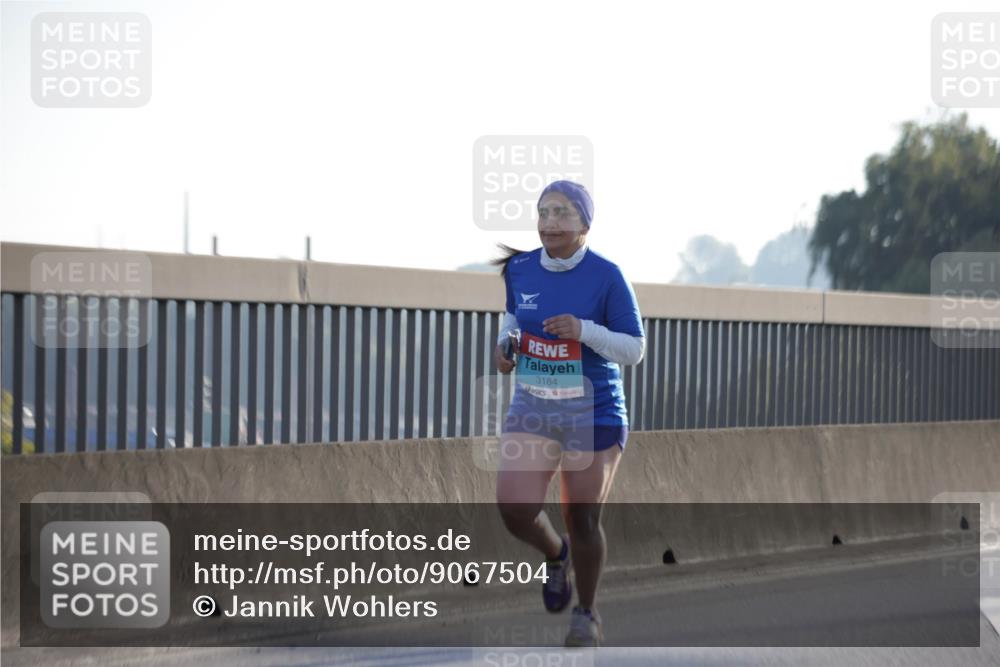 03.10.2025 - Köhlbrandbrückenlauf Jannik Wohlers http://msf.ph/oto/9067504 03.10.2025 09:30:04 Position 3 3184 meine-sportfotos.de
