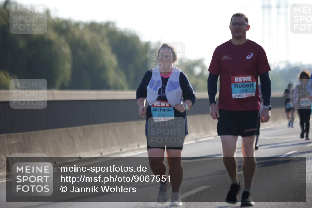 03.10.2025 - Köhlbrandbrückenlauf Jannik Wohlers http://msf.ph/oto/9067551 03.10.2025 09:30:11 Position 3 2650, 2639 meine-sportfotos.de