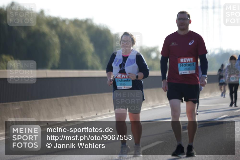 03.10.2025 - Köhlbrandbrückenlauf Jannik Wohlers http://msf.ph/oto/9067553 03.10.2025 09:30:11 Position 3 2650, 2639 meine-sportfotos.de