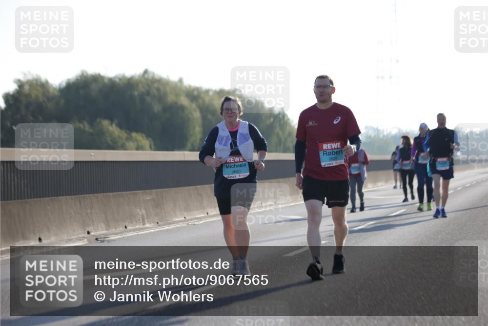 03.10.2025 - Köhlbrandbrückenlauf Jannik Wohlers http://msf.ph/oto/9067565 03.10.2025 09:30:12 Position 3 2650, 2639 meine-sportfotos.de