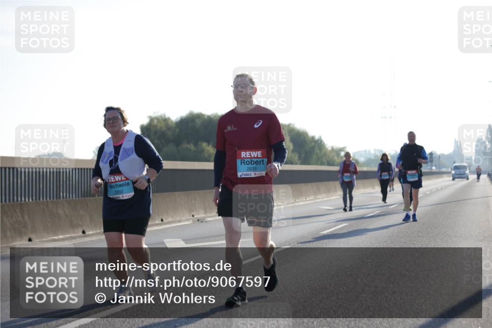 03.10.2025 - Köhlbrandbrückenlauf Jannik Wohlers http://msf.ph/oto/9067597 03.10.2025 09:30:15 Position 3 2650, 2639 meine-sportfotos.de