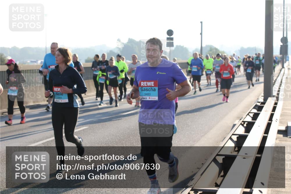 03.10.2025 - Köhlbrandbrückenlauf Lena Gebhardt http://msf.ph/oto/9067630 03.10.2025 09:23:53 Position 1 2064, 3483 meine-sportfotos.de