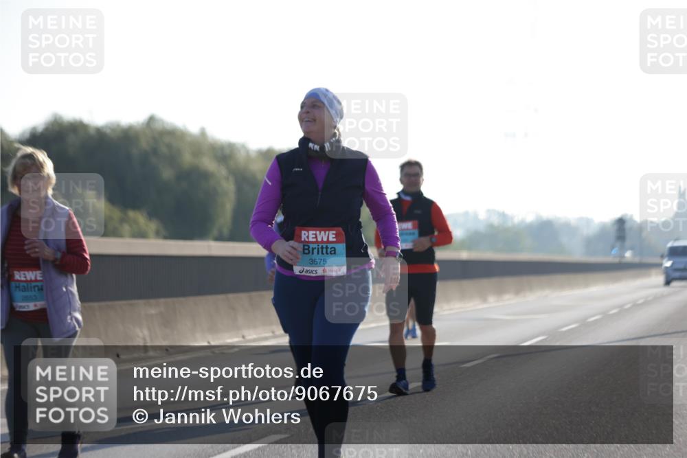 03.10.2025 - Köhlbrandbrückenlauf Jannik Wohlers http://msf.ph/oto/9067675 03.10.2025 09:30:23 Position 3 2653, 3575 meine-sportfotos.de