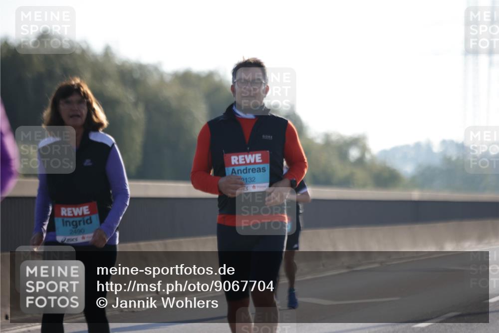 03.10.2025 - Köhlbrandbrückenlauf Jannik Wohlers http://msf.ph/oto/9067704 03.10.2025 09:30:25 Position 3 2490, 2132 meine-sportfotos.de