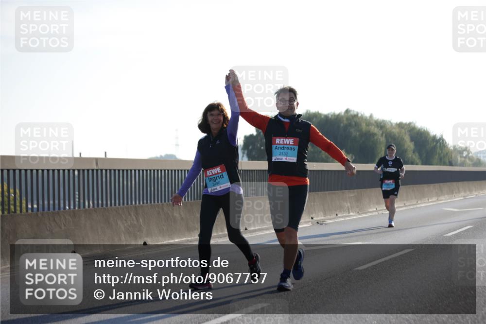 03.10.2025 - Köhlbrandbrückenlauf Jannik Wohlers http://msf.ph/oto/9067737 03.10.2025 09:30:28 Position 3 2490, 2132 meine-sportfotos.de
