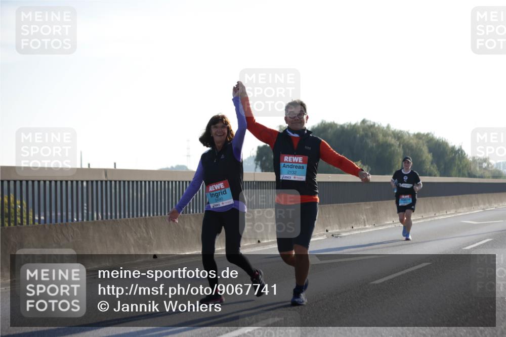 03.10.2025 - Köhlbrandbrückenlauf Jannik Wohlers http://msf.ph/oto/9067741 03.10.2025 09:30:28 Position 3 2490, 2132 meine-sportfotos.de