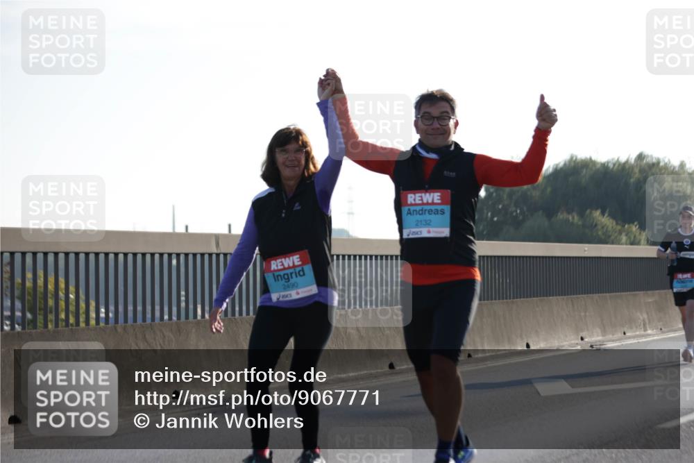 03.10.2025 - Köhlbrandbrückenlauf Jannik Wohlers http://msf.ph/oto/9067771 03.10.2025 09:30:28 Position 3 2490, 2132 meine-sportfotos.de