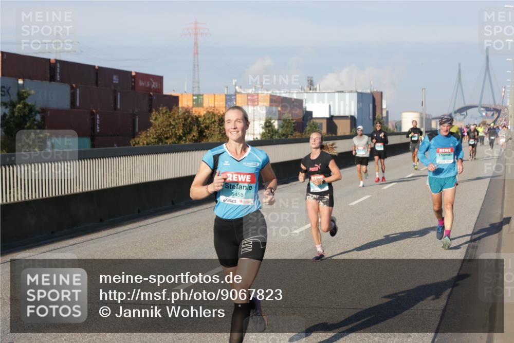 03.10.2025 - Köhlbrandbrückenlauf Jannik Wohlers http://msf.ph/oto/9067823 03.10.2025 09:47:00 Position 3 3317, 8458 meine-sportfotos.de