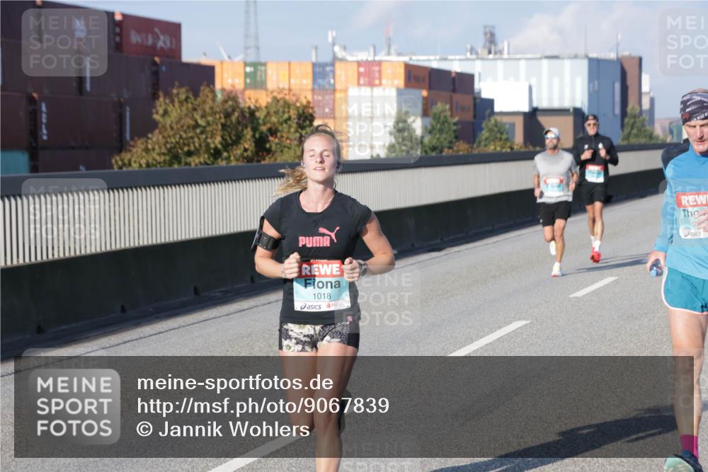 03.10.2025 - Köhlbrandbrückenlauf Jannik Wohlers http://msf.ph/oto/9067839 03.10.2025 09:47:02 Position 3 1018 meine-sportfotos.de