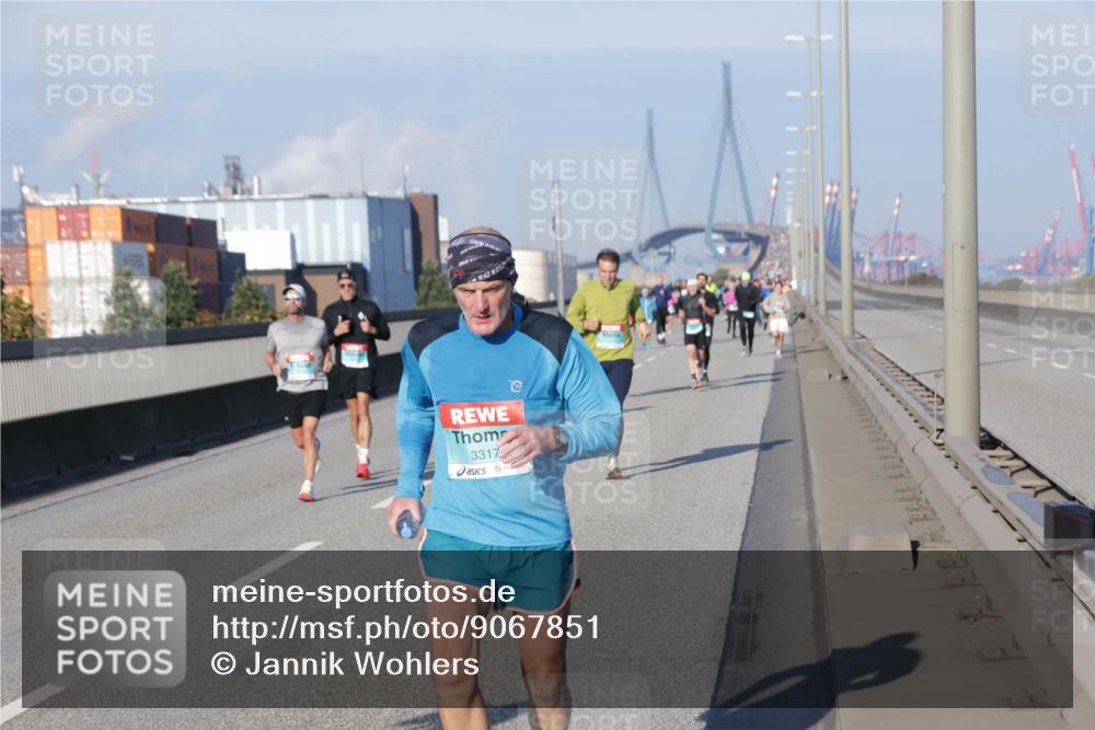 03.10.2025 - Köhlbrandbrückenlauf Jannik Wohlers http://msf.ph/oto/9067851 03.10.2025 09:47:02 Position 3 3317 meine-sportfotos.de