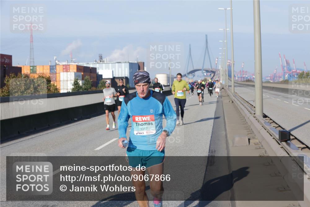 03.10.2025 - Köhlbrandbrückenlauf Jannik Wohlers http://msf.ph/oto/9067866 03.10.2025 09:47:02 Position 3 3317 meine-sportfotos.de