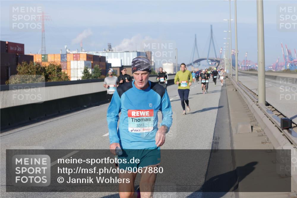 03.10.2025 - Köhlbrandbrückenlauf Jannik Wohlers http://msf.ph/oto/9067880 03.10.2025 09:47:03 Position 3 3317 meine-sportfotos.de