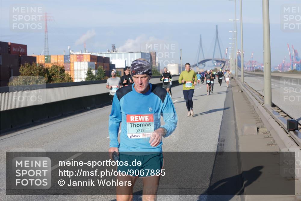 03.10.2025 - Köhlbrandbrückenlauf Jannik Wohlers http://msf.ph/oto/9067885 03.10.2025 09:47:03 Position 3 3317 meine-sportfotos.de