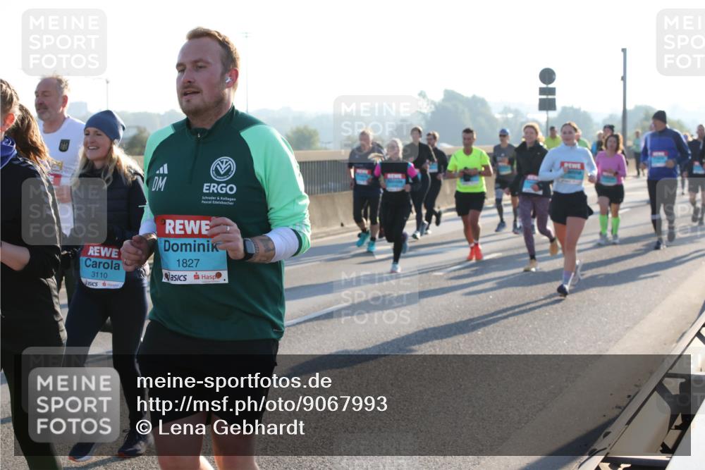 03.10.2025 - Köhlbrandbrückenlauf Lena Gebhardt http://msf.ph/oto/9067993 03.10.2025 09:24:05 Position 1 3110, 1827 meine-sportfotos.de