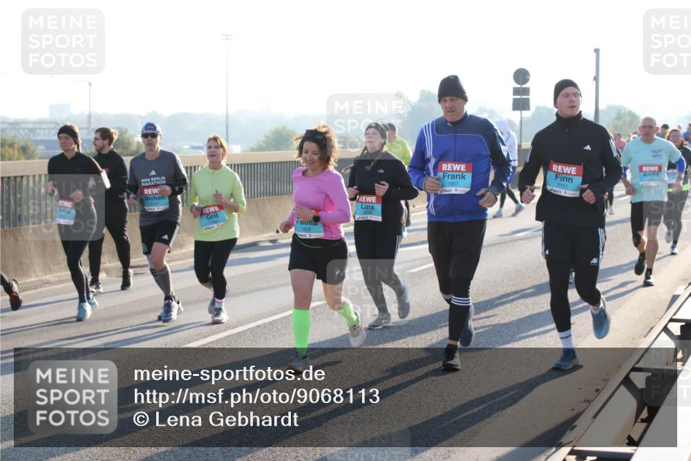 03.10.2025 - Köhlbrandbrückenlauf Lena Gebhardt http://msf.ph/oto/9068113 03.10.2025 09:24:10 Position 1 1717, 522377, 1967, 2151, 1629 meine-sportfotos.de