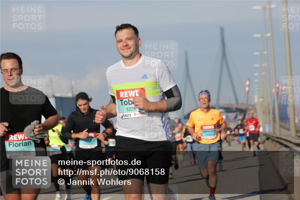 03.10.2025 - Köhlbrandbrückenlauf Jannik Wohlers http://msf.ph/oto/9068158 03.10.2025 09:47:38 Position 3 1146, 1226 meine-sportfotos.de