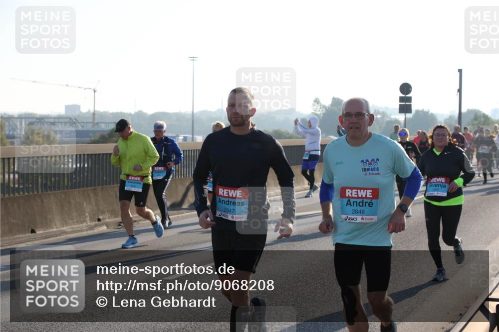 03.10.2025 - Köhlbrandbrückenlauf Lena Gebhardt http://msf.ph/oto/9068208 03.10.2025 09:24:13 Position 1 2020, 2847, 2848, 1991 meine-sportfotos.de